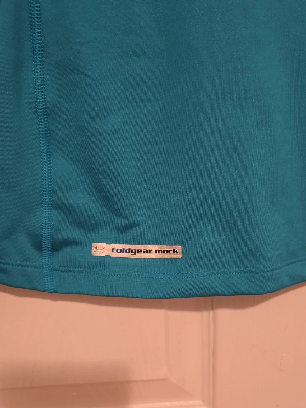 Under Armour Women’s Long-Sleeve Aqua Performance Top - Picture 4 of 6